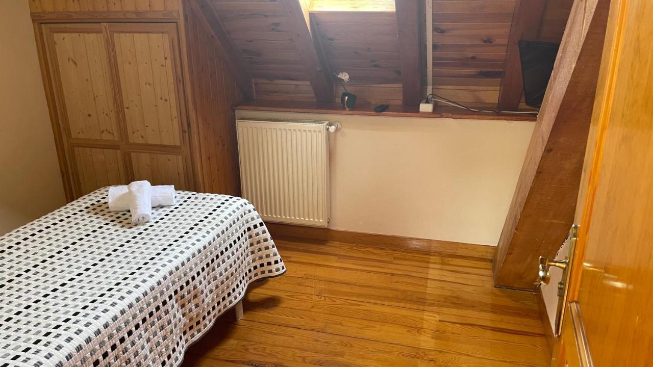 Hostal Ezkaurre Isaba Extérieur photo